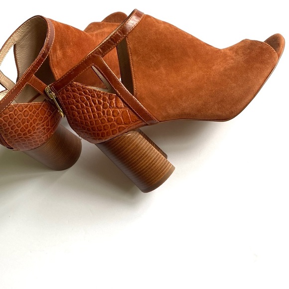 Louise et cie kelton camel booties, Size 8M - Picture 5 of 12